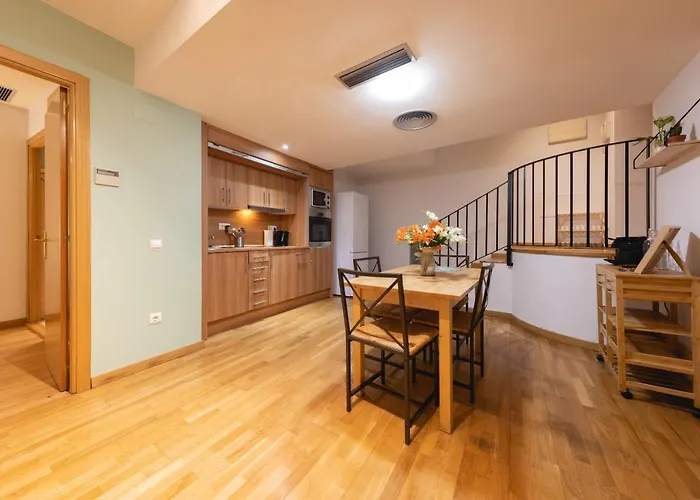 Bravissimo Pou Rodo, Authentic 1-bedroom Апартаменты Жирона